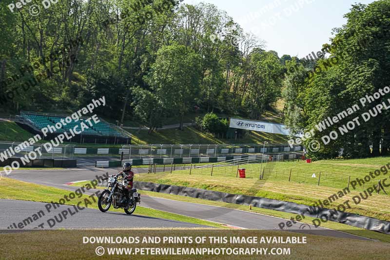cadwell park;cadwell park photographs;cadwell trackday photographs;enduro digital images;event digital images;eventdigitalimages;peter wileman photography;racing digital images;trackday digital images;trackday photos